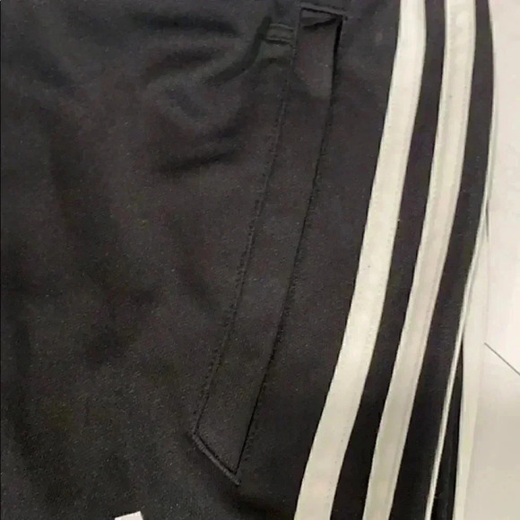 Adidas boys sweats - Picture 4 of 7